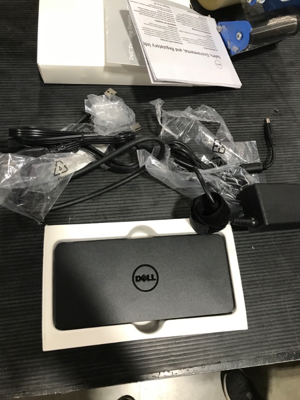 Photo 2 of Dell Docking Station - USB 3.0 (D3100)