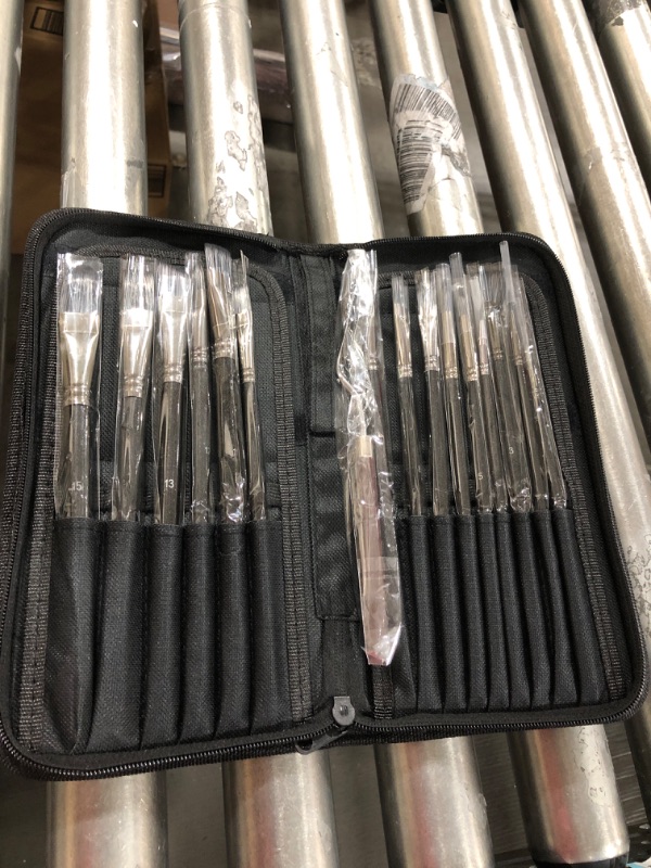 Photo 1 of 16pc paintbrush kit