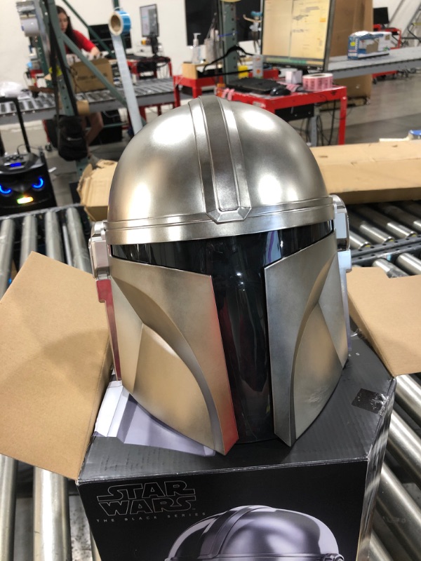 Photo 2 of Collect Collector Star Wars Black Series - Mandalorian Electronic Helmet. Commemorate Star Wars with The Mandalorian Premium Black Series Electronic Helmet