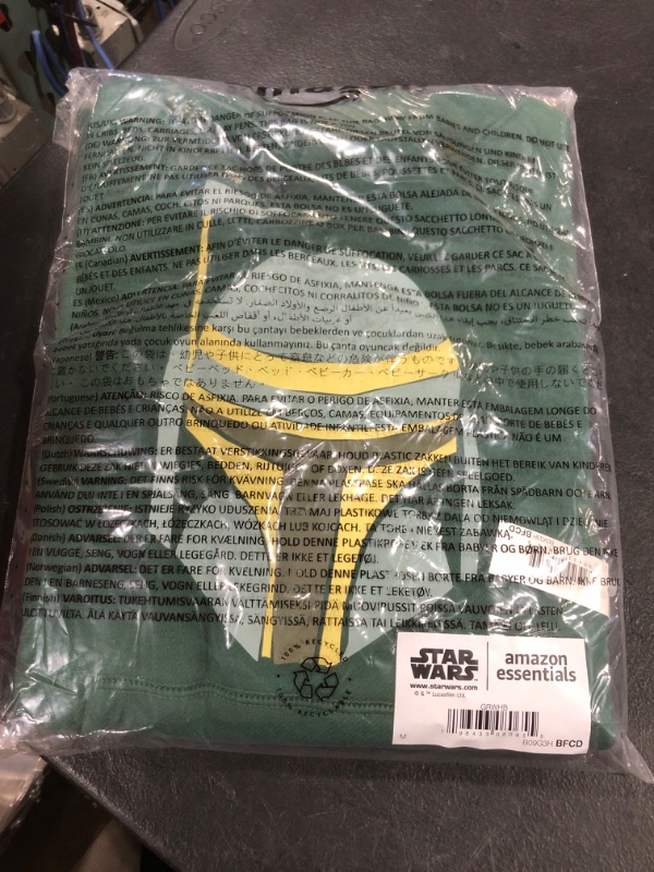 Photo 2 of Amazon Essentials Disney | Marvel | Star Wars Boys and Toddlers' Fleece Pullover Sweatshirt Hoodies Medium Star Wars Boba Fett