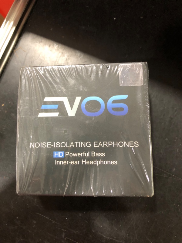 Photo 2 of EVO6 Earbuds,Wired Ear Buds Headphones with Stereo Bass Driven Sound,Earphones Fits Small Ear,Comfortable and Secure Fit,Earbuds with Microphone and Volume Control,Decent Packing,3.5 mm Plug,2022