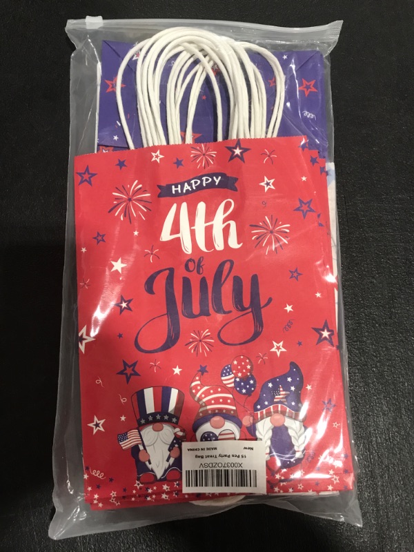 Photo 2 of 15 Pcs Memorial Day Party Gift Bags with Handles for 4th of July Decorations American Patriotic Independence Day Party Favor,Mix colors 15pcs,Mix colors