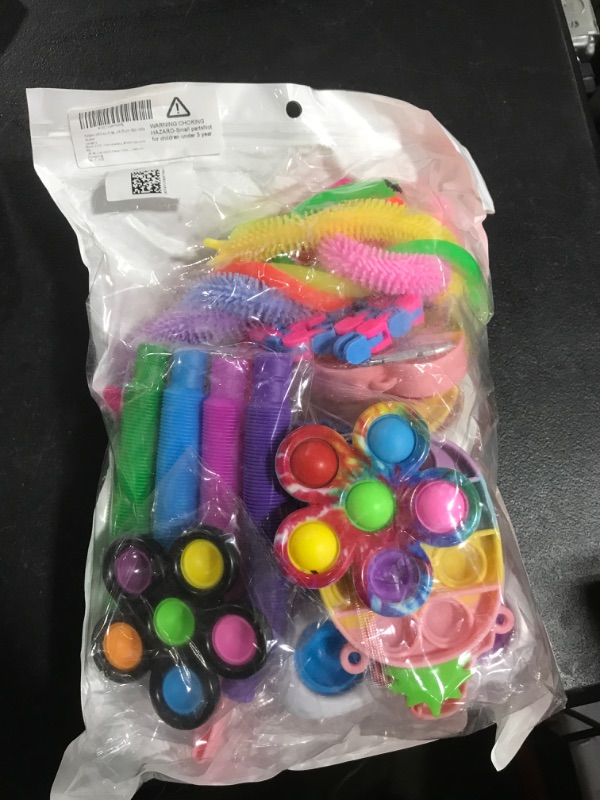 Photo 1 of FIDGETS PARTY PACK 