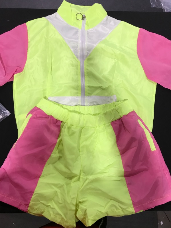 Photo 2 of [Size L] Women's Color Block Windbreaker 2 Piece Outfits Short Sleeve Zip Front Elastic Waist Tracksuit Set -Green