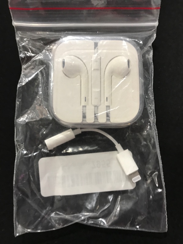 Photo 2 of Apple EarPods in-Ear Earbuds with Mic and Remote Earbud Headphones White with Lightning to 3.5 mm Headphone Jack Adapter (Renewed)