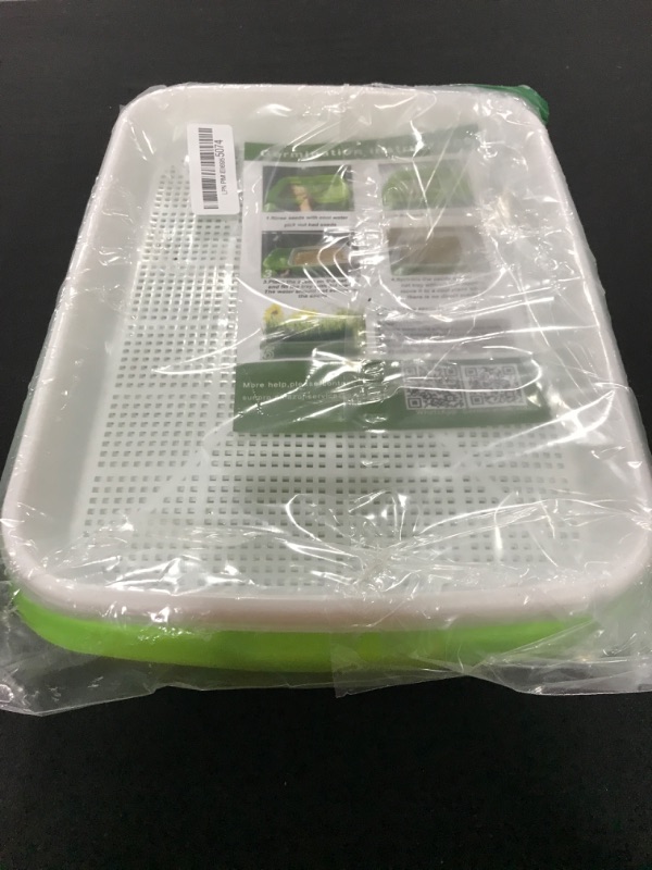 Photo 2 of 2-Pack Seed Sprouter Tray BPA Free PP Soil-Free Big Capacity Healthy Wheatgrass Grower Sprouting Container Kit with Lid (2, Green) 2packs White and Green With Lids