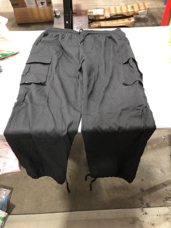 Photo 1 of Generic Cargo/Sweat Pants XL