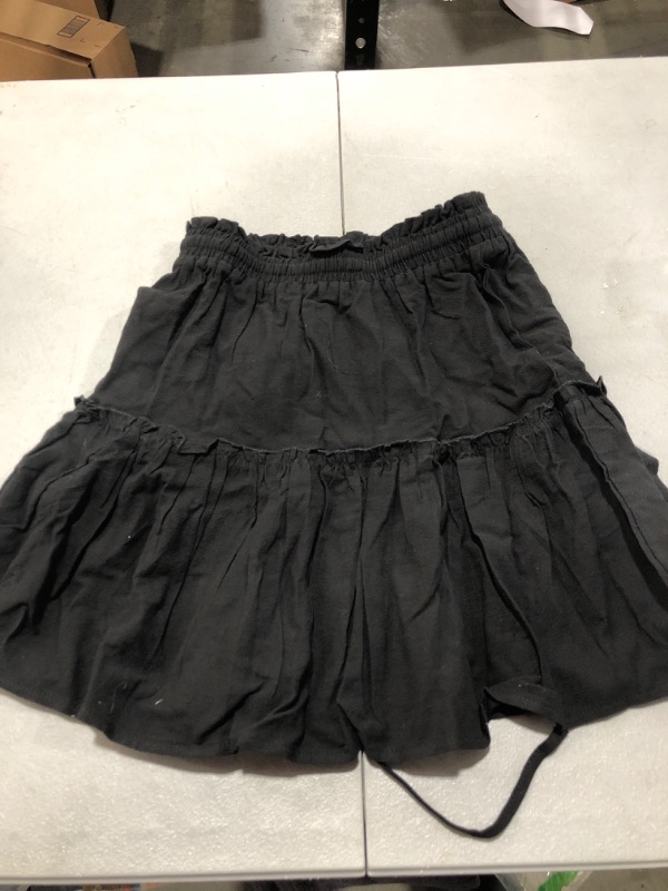 Photo 1 of BLACK SKIRT SIZE SMALL 