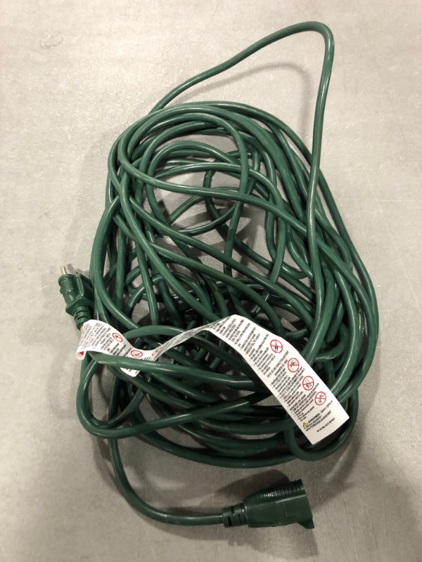 Photo 2 of 100 ft Power Extension Cord Outdoor & Indoor Heavy Duty 16 Gauge/3 Prong SJTW (Green) Lighted end Extra Durability 10 AMP 125 Volts 1250 Watts ETL Listed by LifeSupplyUSA 100 ft 16 Gauge Green