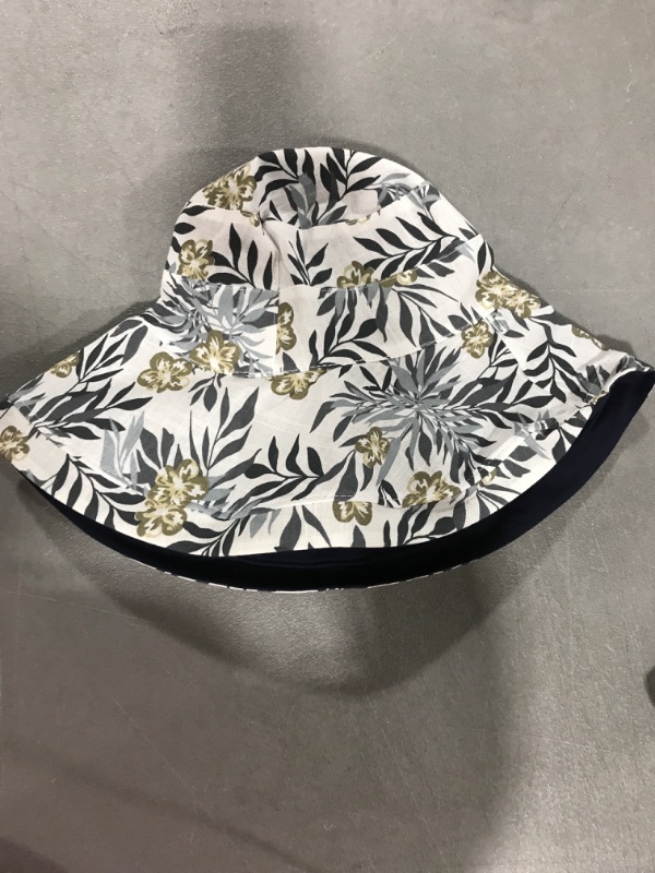 Photo 1 of  Bucket Hat Beach Fisherman Hats, Reversible Double-Side-Wear Unisex