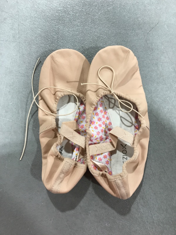 Photo 2 of [Size 9] Capezio Women's Daisy Ballet Shoe 9 Ballet Pink