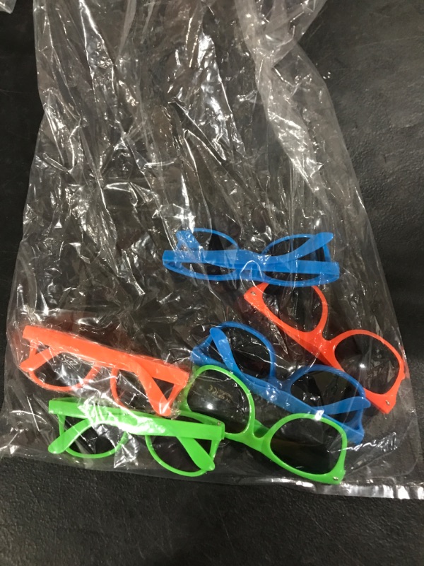 Photo 1 of GINMIC Kids Sunglasses bulk , 6 Pack Kids Sunglasses Party Favors, Neon Sunglasses for Kids,Boys and Girls, Great Gift for Birthday Party Supplies, Beach, Pool Party Favors, Goody Bag Favors 6 Pack Kids Neon Sunglasses