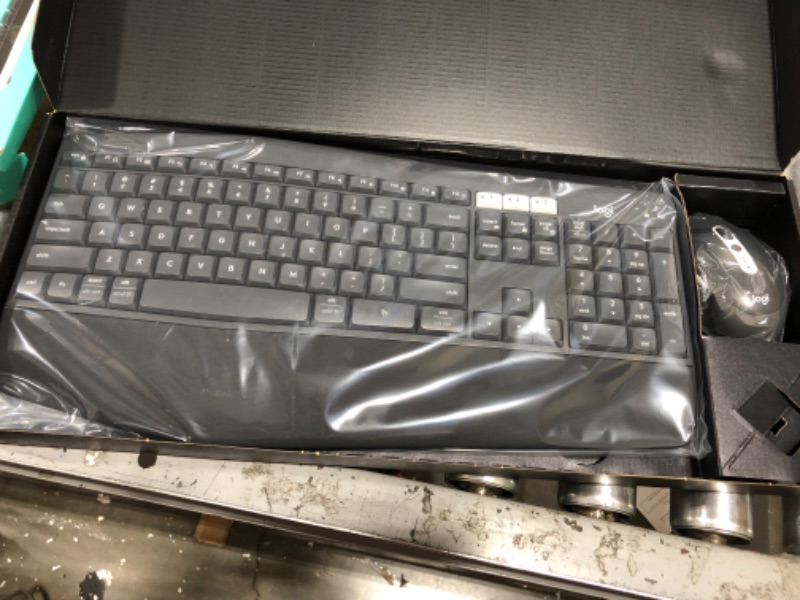 Photo 2 of Logitech MK825 Wireless Keyboard/Mouse Combo