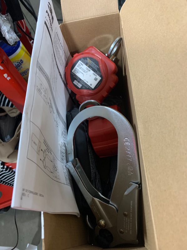 Photo 1 of 3M Protecta 3100414 Self Retracting Lifeline Rebel 6' (18M) Web Twin, Steel Rebar and Carabiner, Black/Red