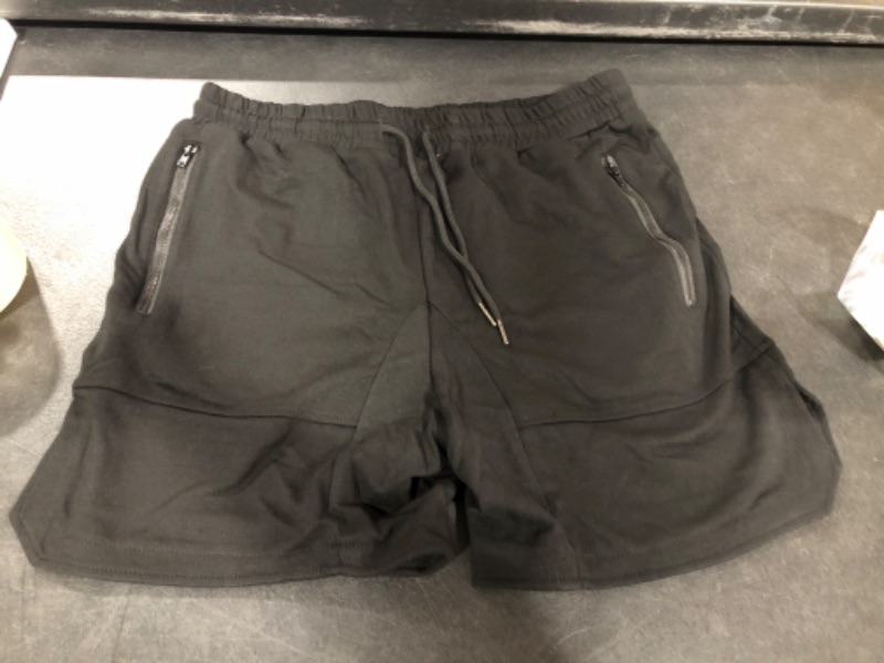 Photo 1 of MEDIUM SHORTS 