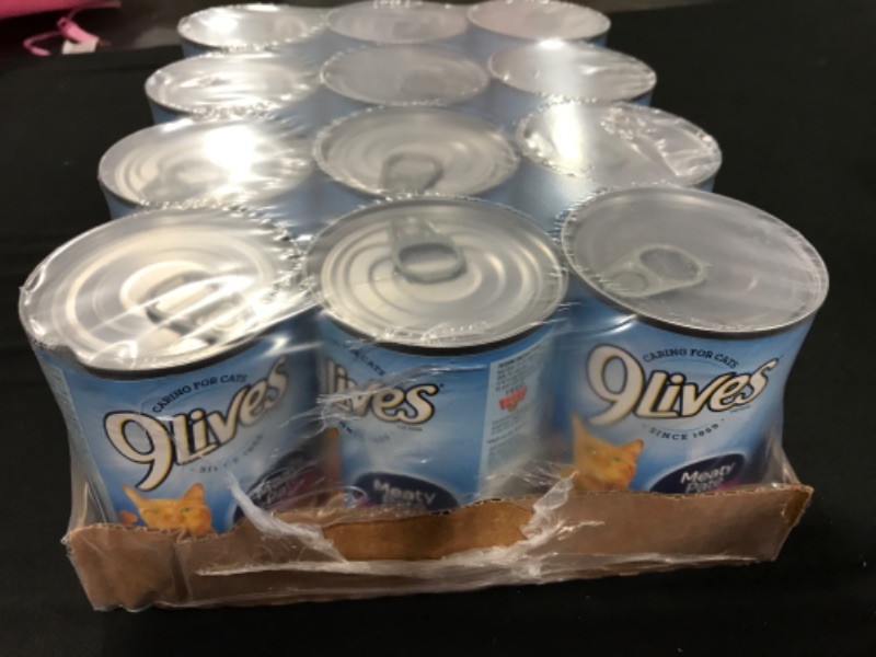 Photo 2 of (12 Pack) 9Lives Meaty Paté with Real Beef Wet Cat Food 13 Oz. Cans
