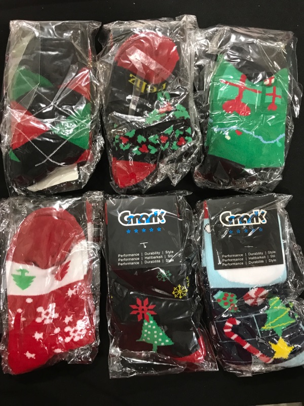 Photo 1 of [Size S] 6 Pack of Holiday Socks