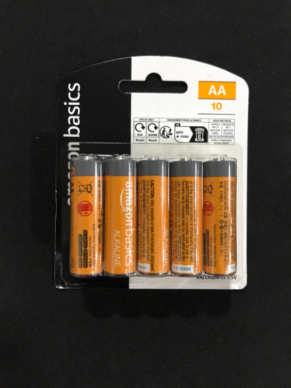 Photo 2 of Amazon Basics 10 Pack AA Alkaline Batteries, 10-Year Shelf Life 10 Count (Pack of 1)