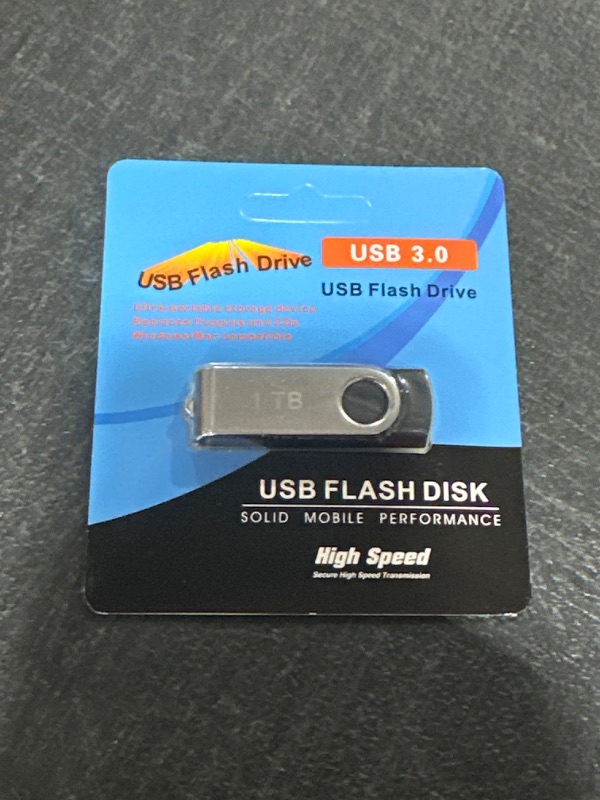 Photo 1 of USB FLASH DRIVE USB 3.0