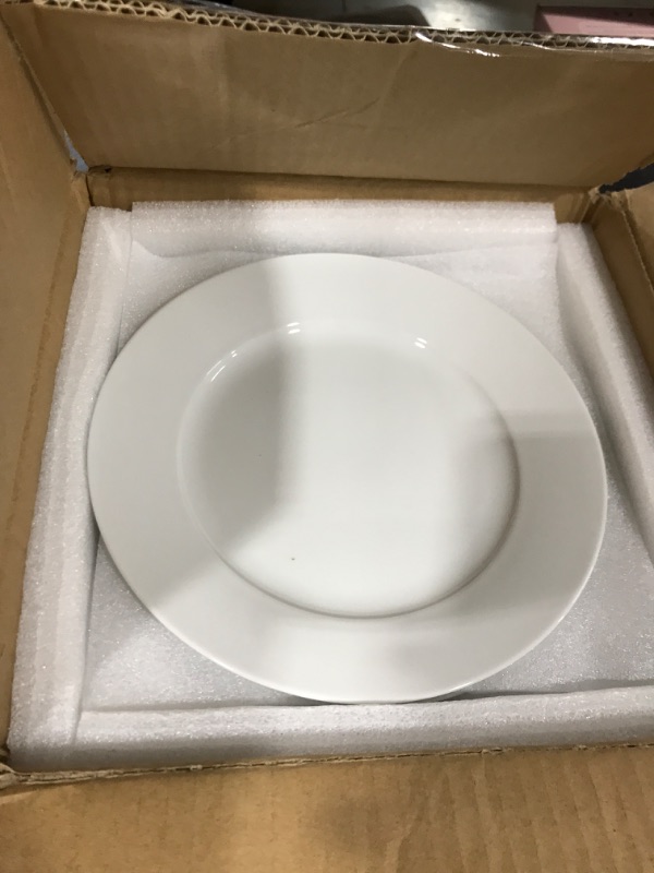 Photo 1 of 10 PACK OF WHITE GLASS PLATES 