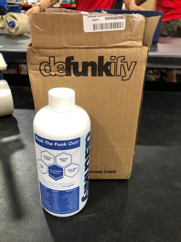 Photo 1 of Defunkify Liquid Laundry Detergent | Laundry Soap w/ Odor Crushing & Stain Removing Power | EPA Safer Choice - 124 Loads (2-Pack of 62 Load Bottles) (Fresh Air)