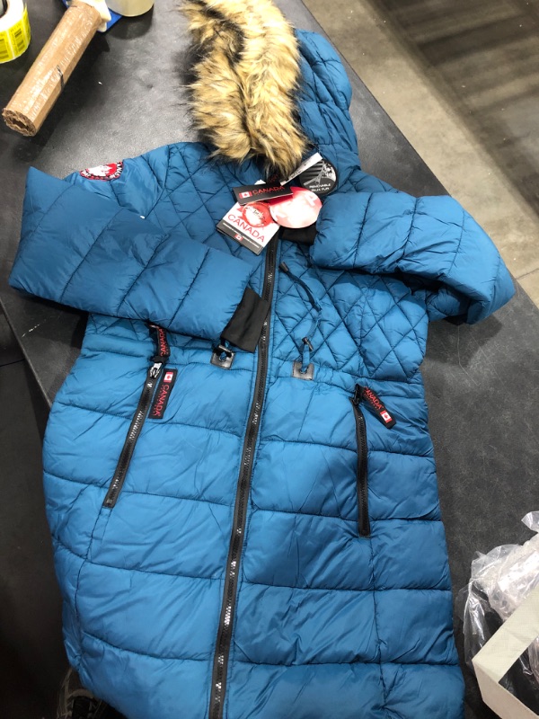 Photo 1 of CANADA WEATHER GEAR Women's Midweight Long Glacier Shield Jacket Medium Peacock Black