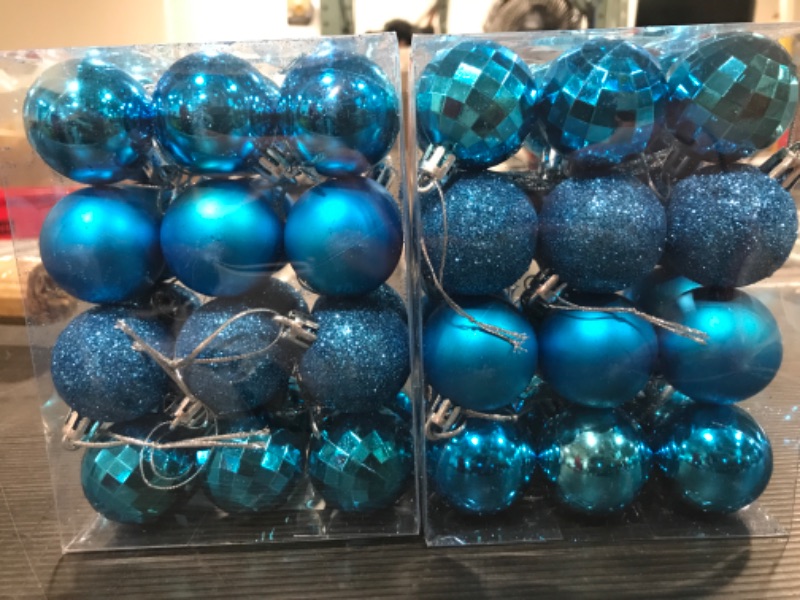 Photo 1 of 2-ZYBenda 24Pcs Shatterproof Shiny and Polshed Glossy Christmas Tree Ball Ornaments Decorations - Christmas Hanging Balls for Holiday Wedding Party Decoration (1.6"-40MM, Blue) 