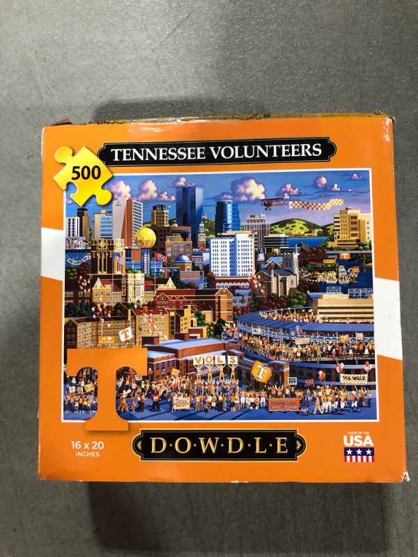 Photo 3 of Dowdle Jigsaw Puzzle - Tennessee Volunteers - 500 Piece 