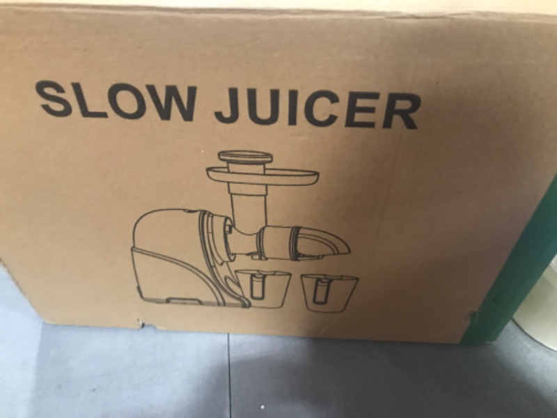 Photo 4 of slow juicer model WJE-S2 