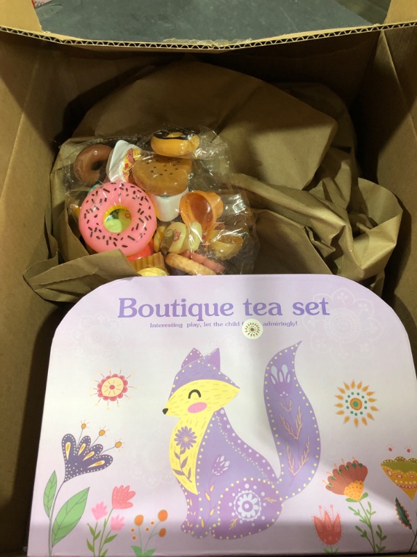 Photo 2 of Boutique tea set 