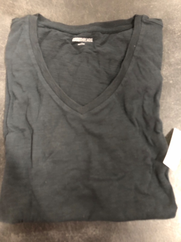 Photo 1 of BLACK SHIRT SIZE M 
