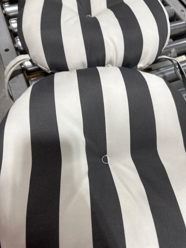 Photo 1 of 15x15in seat cover water resistant 