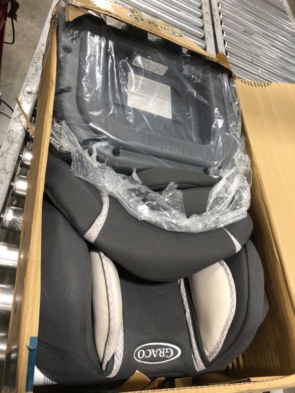 Photo 2 of Graco TurboBooster Highback Booster Seat, Glacier