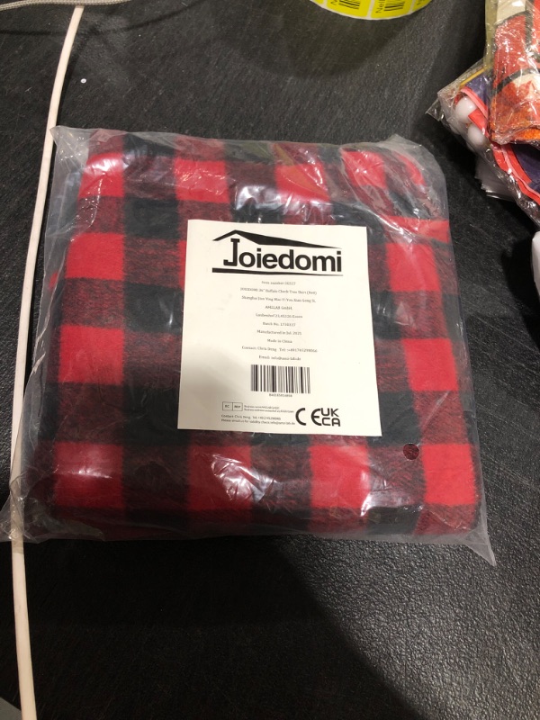 Photo 2 of 36" Buffalo Plaid Christmas Tree Skirt - Red and Black Buffalo Checked Tree Skirts Mat for Xmas New Years Eve Holiday Party Outdoor Decoration 36 inch