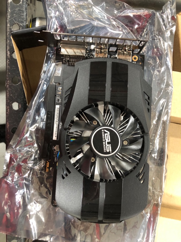 Photo 2 of ASUS Phoenix AMD Radeon RX 550 Graphics Card (PCIe 3.0, 4GB GDDR5 Memory, HDMI, DisplayPort, DVI-D, FreeSync, IP5X Dust Resistant, Dual Ball Fan Bearings, Auto-Extreme, Compact Design)