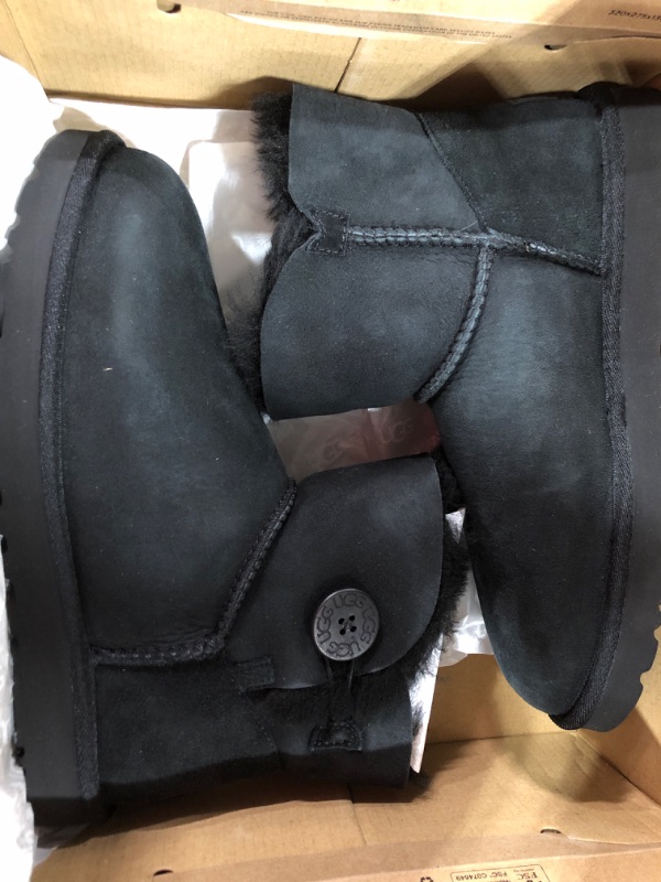 Photo 2 of [Size 8] UGG Women's Mini Bailey Button Ii Boot 8 Black