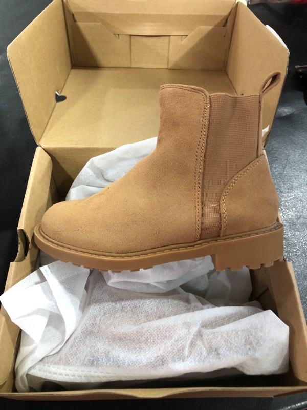 Photo 2 of [Size 10] LAICIGO Girl's Lug Sole Ankle Boots Chunky Heel Platform Round Toe Slip On Chelsea Booties- Little Kid Beige