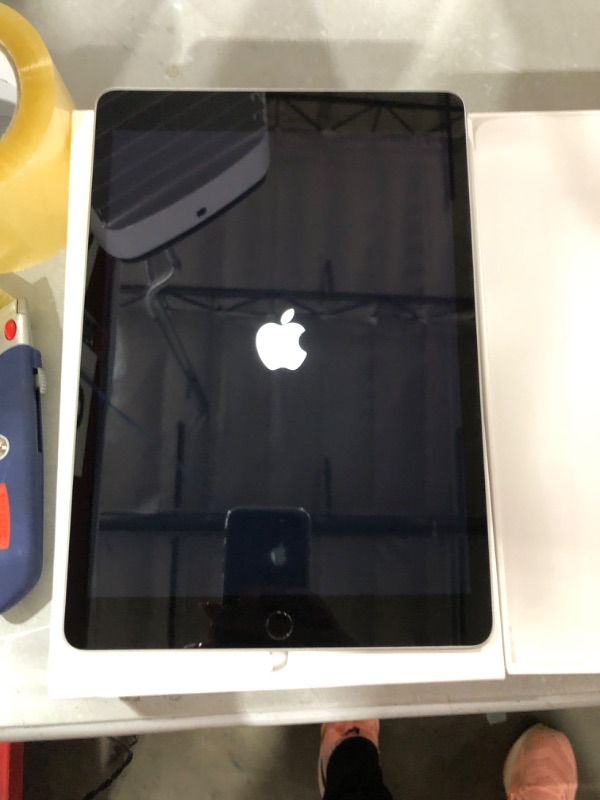 Photo 3 of Apple 2021 10.2-inch iPad (Wi-Fi, 64GB) - Silver WiFi 64GB Silver