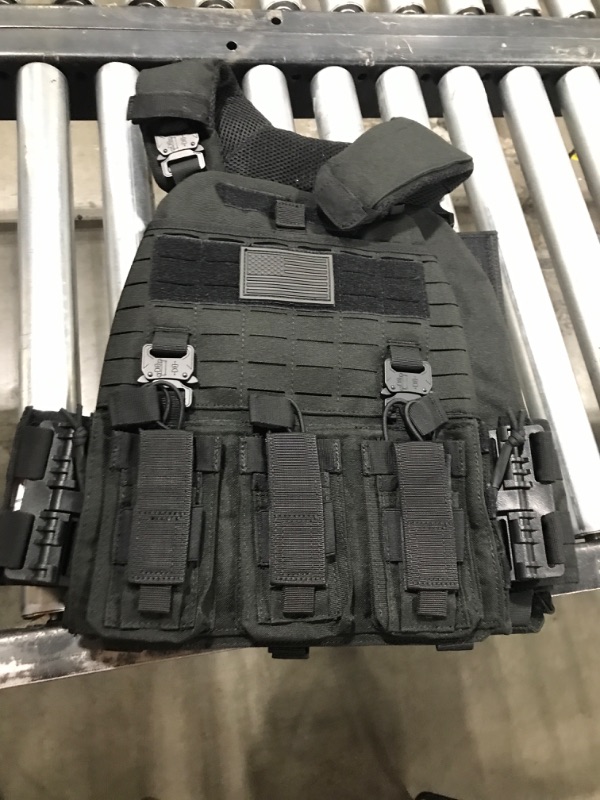 Photo 2 of Tactical vest for combat training - Military Laser Cut Airsoft Utility Vest with Molle System Secures Your Ammo And Gear - Adjustable Fits M to XXL - Lightweight Low Profile Black Tac Vest With Flag