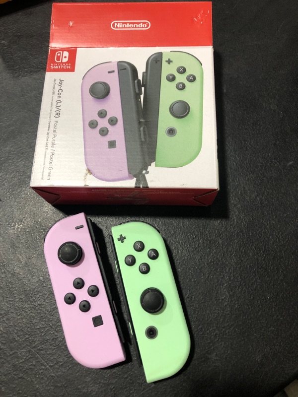 Photo 3 of Joy-Con (L)/(R) - Pastel Purple/Pastel Green Pastel Purple/Pastel Green Joy-Con (L)/(R)