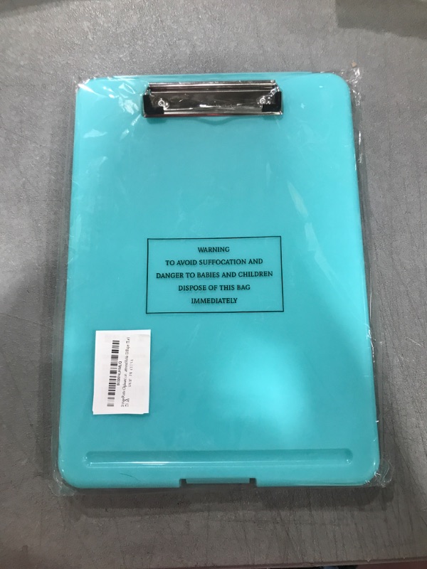 Photo 2 of CHLD Storage Plastic Clipboard can be Opened Foldable for Nurses, Lawyers, Students, Classroom, Office, Women, Man, Durable Lightweight Plastic Clipboard Storage Compartment Holds 150 Paper (Tael)