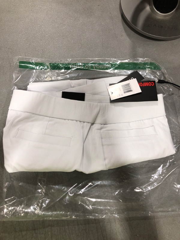 Photo 1 of Briggs New York Womens Pull On Capri L Pocket 14 White