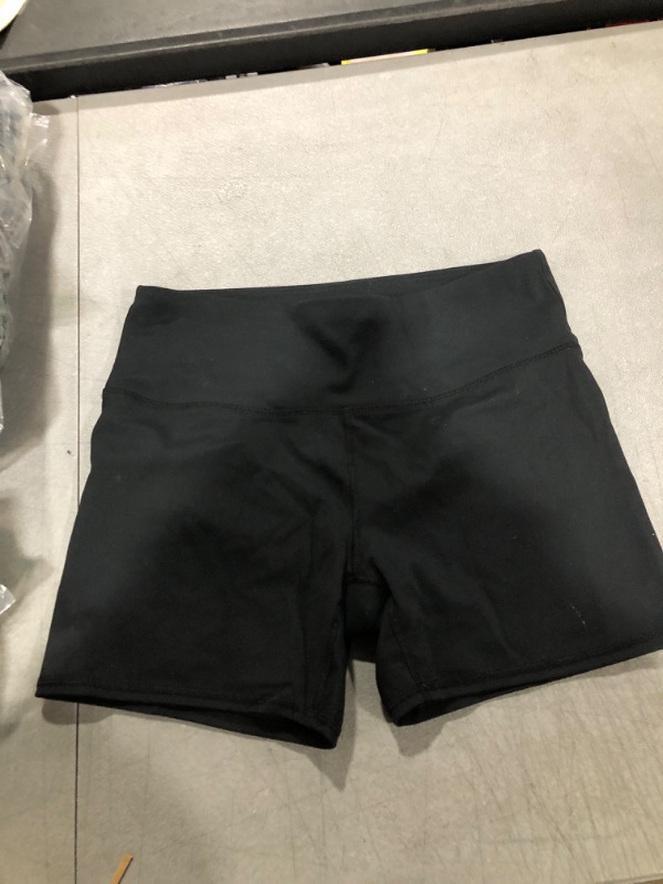 Photo 1 of CRZ YOGA Womens Butterluxe Biker Shorts 2.5'' / 4'' / 6'' / 8'' - High Waisted Booty Workout Volleyball Yoga Spandex 6 inches Medium Forest Dark Green