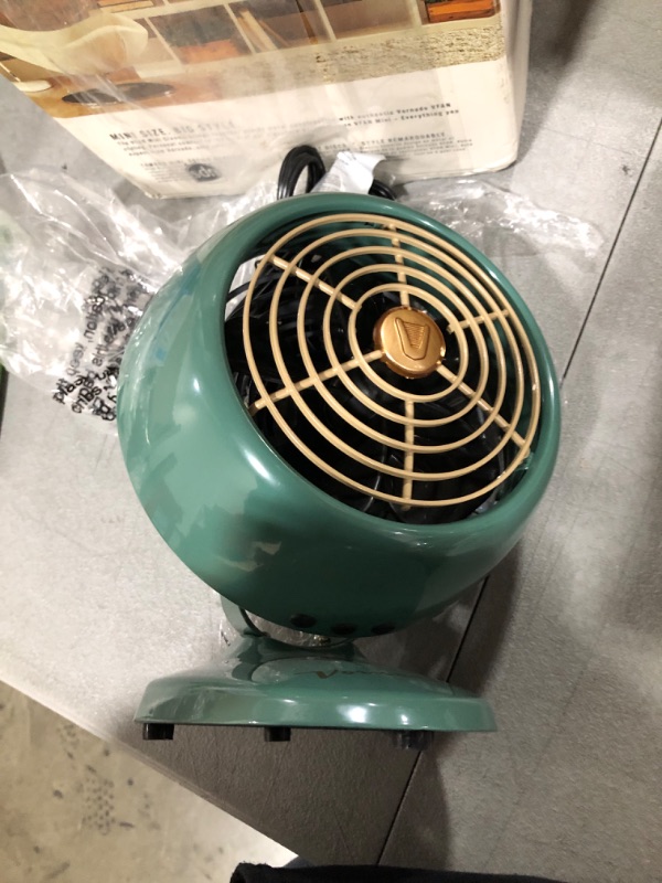 Photo 2 of Vornado VFAN Mini Classic Personal Vintage Air Circulator Fan, Green Green Fan