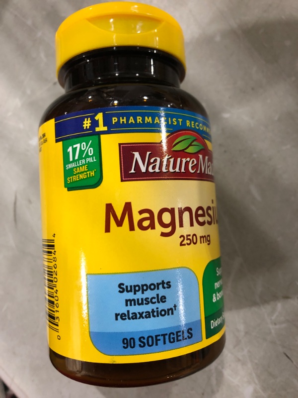 Photo 1 of EXPIRE 2025 Nature Made Magnesium 250 mg Liquid Softgels 90 