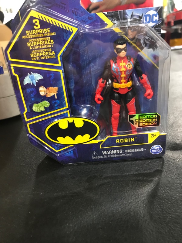 Photo 2 of DC Comics Batman 4-inch Robin with  Mystery Accessories, Kids Toys for Boys Aged 3 and up Robin 