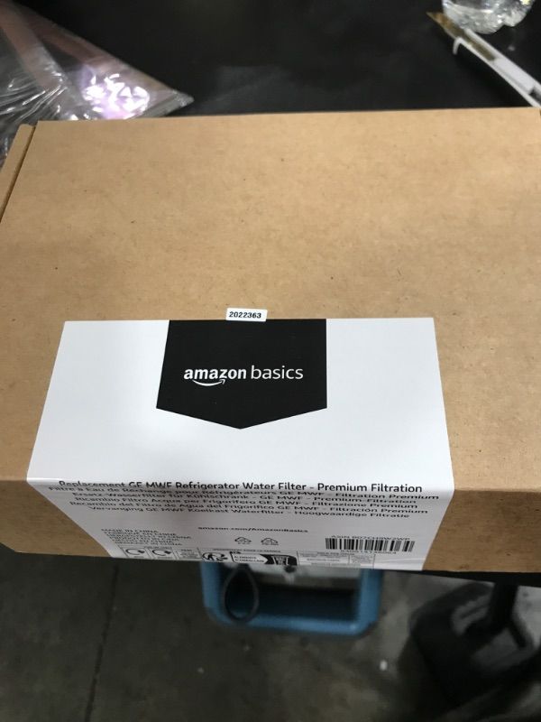 Photo 1 of Amazon Basics Replacement GE MWF Refrigerator Water Filter Cartridge - Premium Filtration Premium 1 Count (Pack of 1)