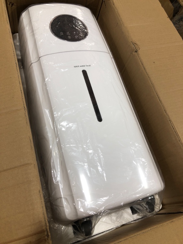 Photo 1 of Humidifiers Large Room,5.5 Gal Whole House Humidifier for Home 2200 sq ft, Plant Humidifier Whole Home Humidifier Top Fill Cool Mist Humidifier, 21L 2000ml/h Output,Dual 360° Nozzles, 3 Speed