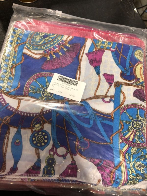 Photo 2 of 25 pcs 19.6" x 19" silk scarves for hair wrapping