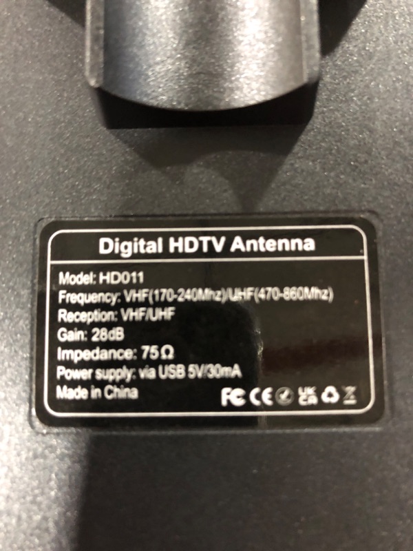 Photo 1 of indoor/outdoor hdtv antenna